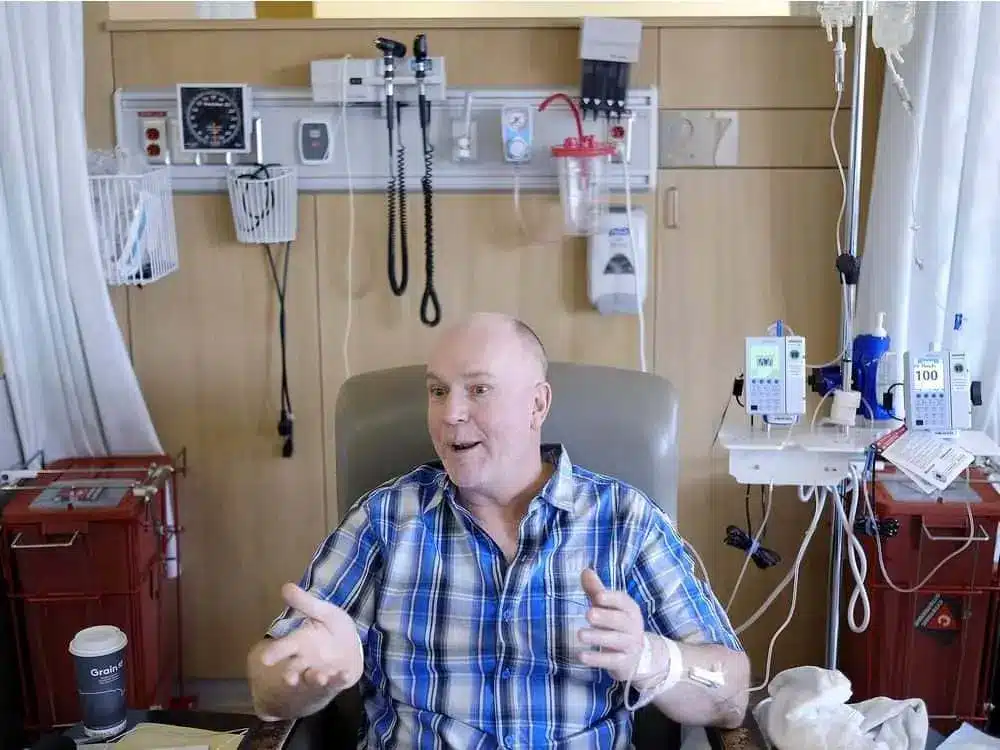 ed-williams-receiving-treatment-at-the-ottawa-cancer-clinic